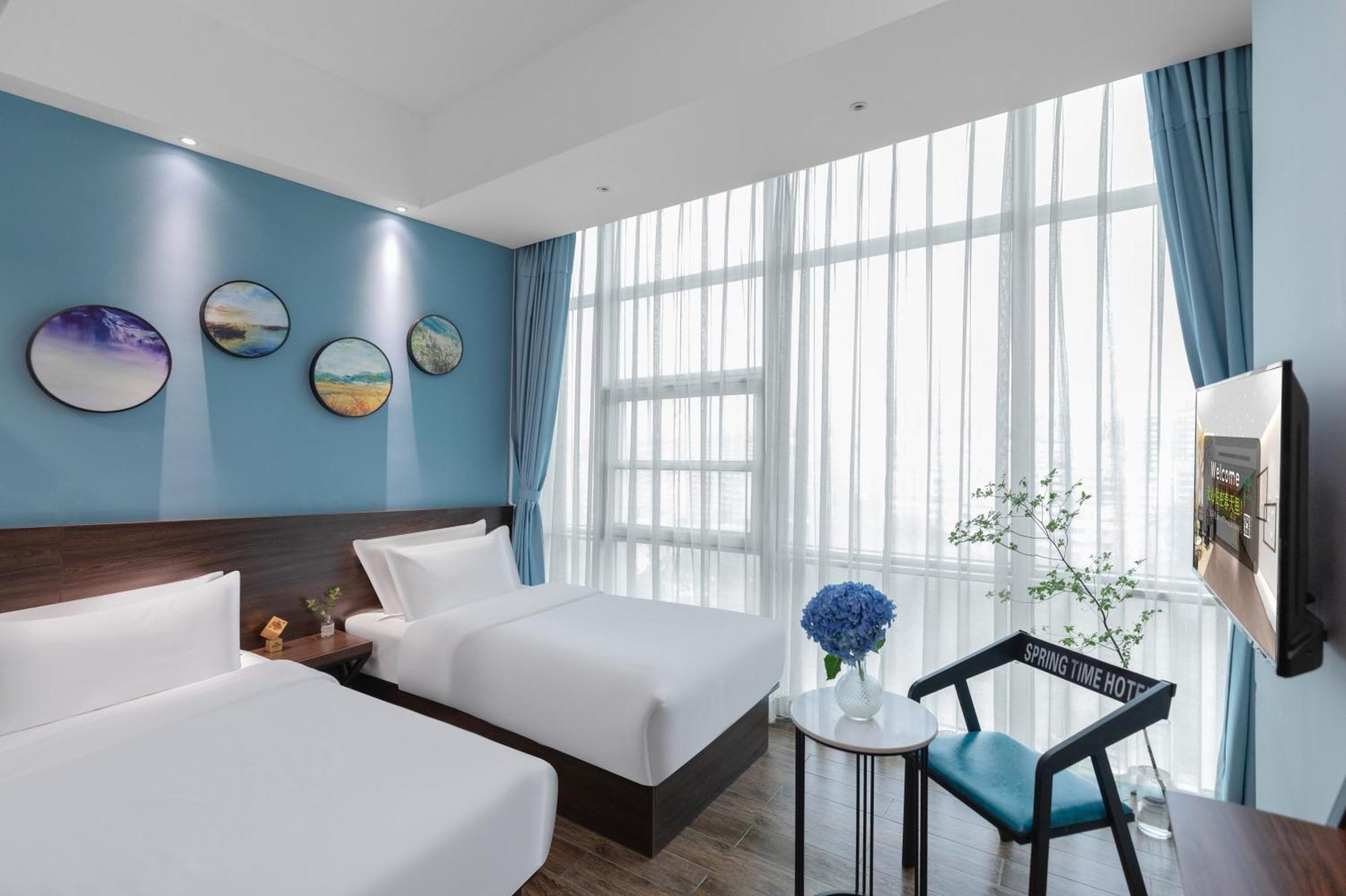 Spring Time Hotel Guangzhou Bagian luar foto